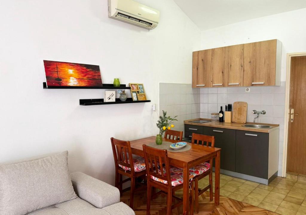 Golubovina Apartment | Apartment Tri Vile