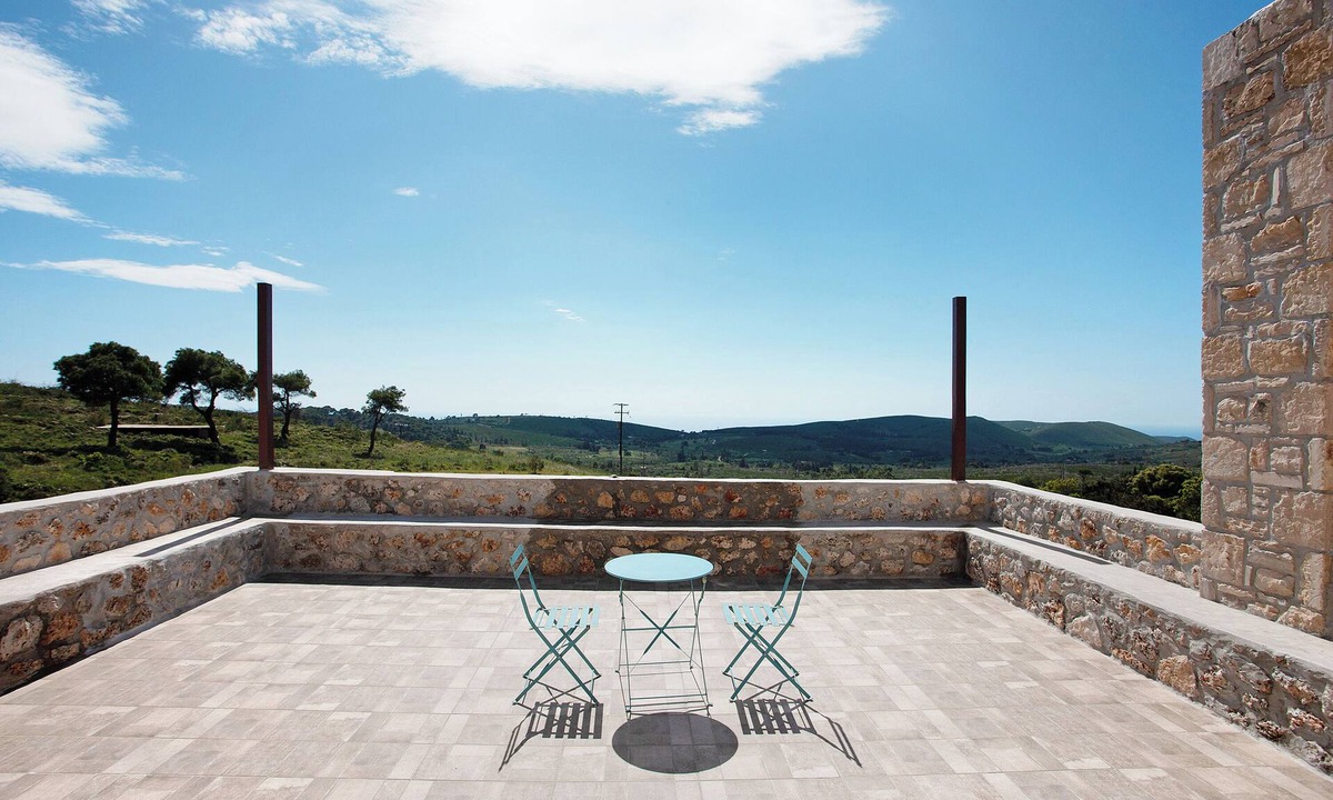 Volimai House | Apartment 'Wild Fig Retreat Thalassa and Loft' with Shared Pool, Wi-Fi and Air Conditioning