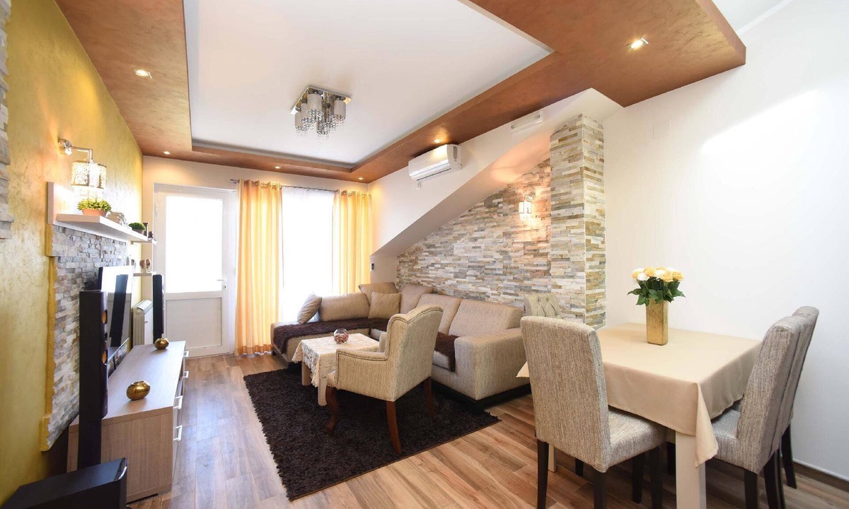 Tomicici Apartment | Apartment with roof terrace
