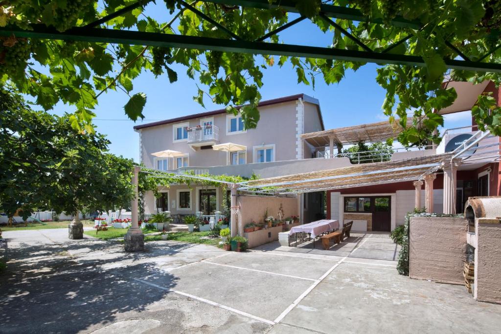 Prijevor Apartment | Apartments Al Parma