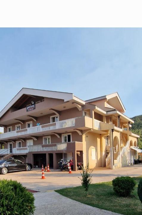 Niksic Apartment | Apartments & Camp Stanišić