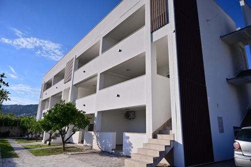 Zeljeznica Apartment | Apartments Gajić with Private Free Parking - New & Modern