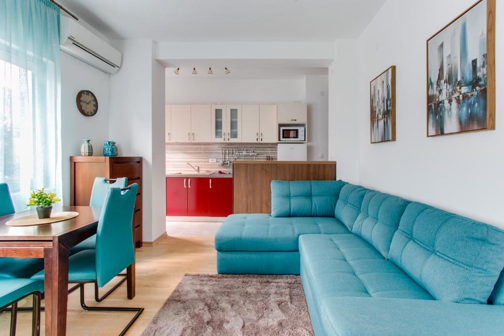 Budva Apartment | Apartments LORA 13.Jula, 15