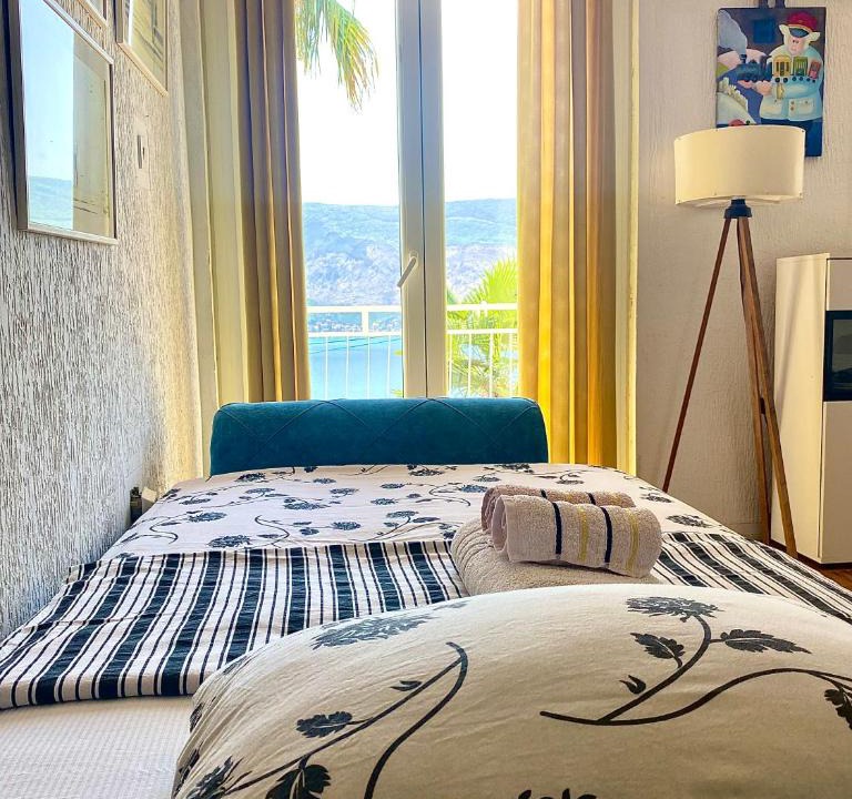 Topla House | Apartments Maya