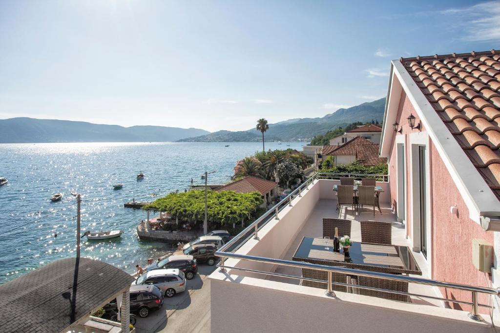 Kumbor Apartment | Apartments Milanović