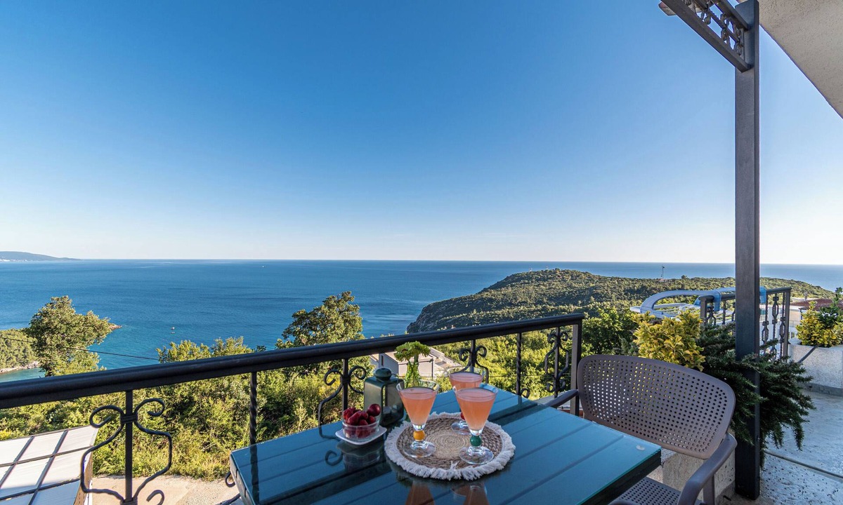 Sutomore Apartment | Apartments Oktopus (39581-A10) - Sutomore