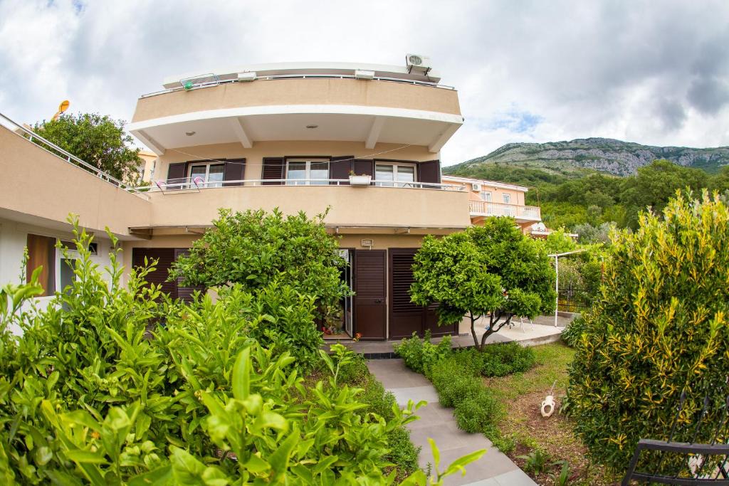 Kaluđerac Apartment | Apartments Vila Masha