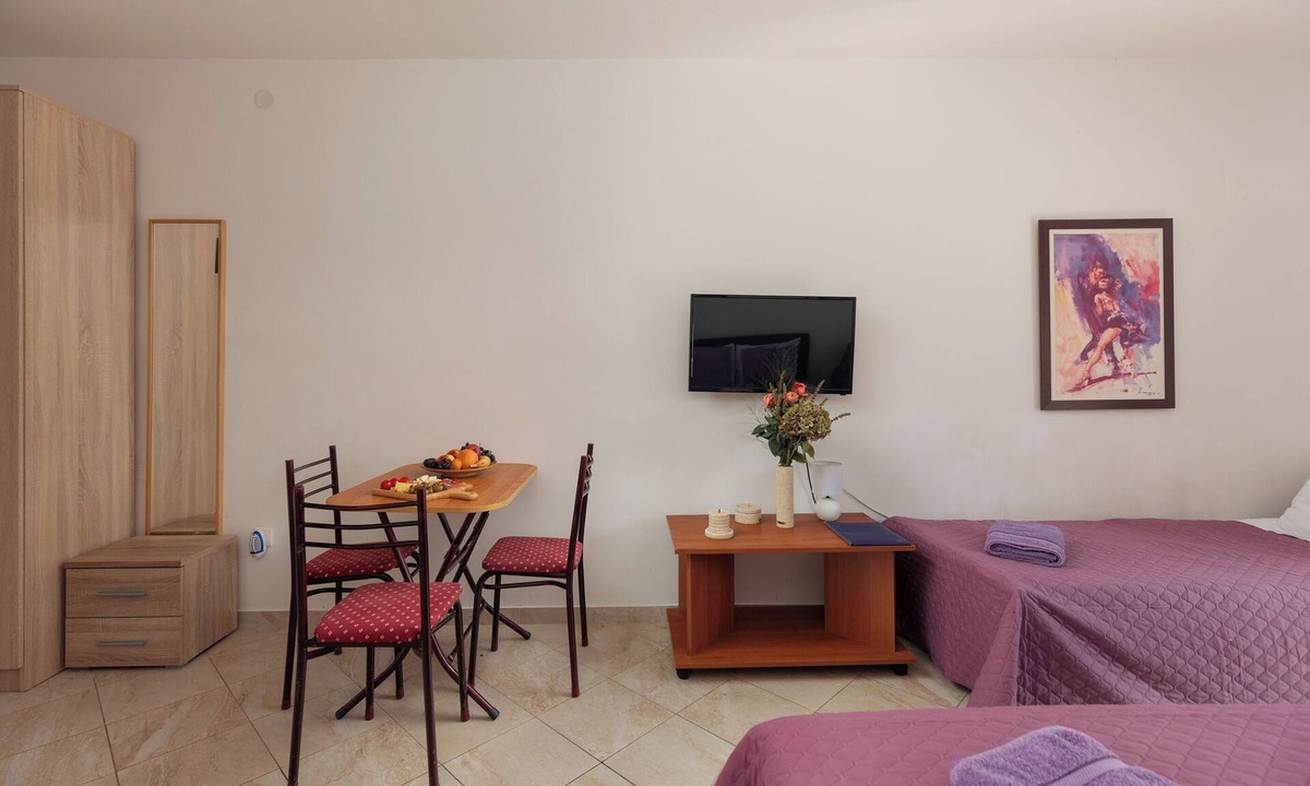 Bijela Apartment | Apartments Villa Mia (114661-A4) - Bijela