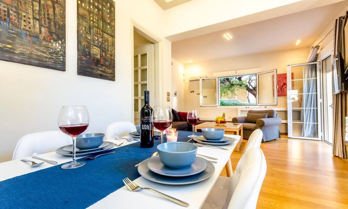 Glyfada House | Aquarius - Glyfada detached house