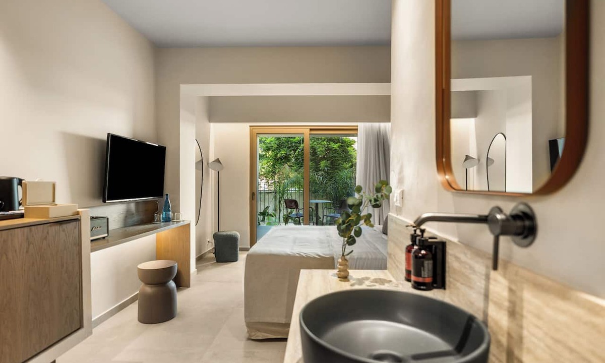Lambi Hotel | ARATO by E GEO, Adults Only