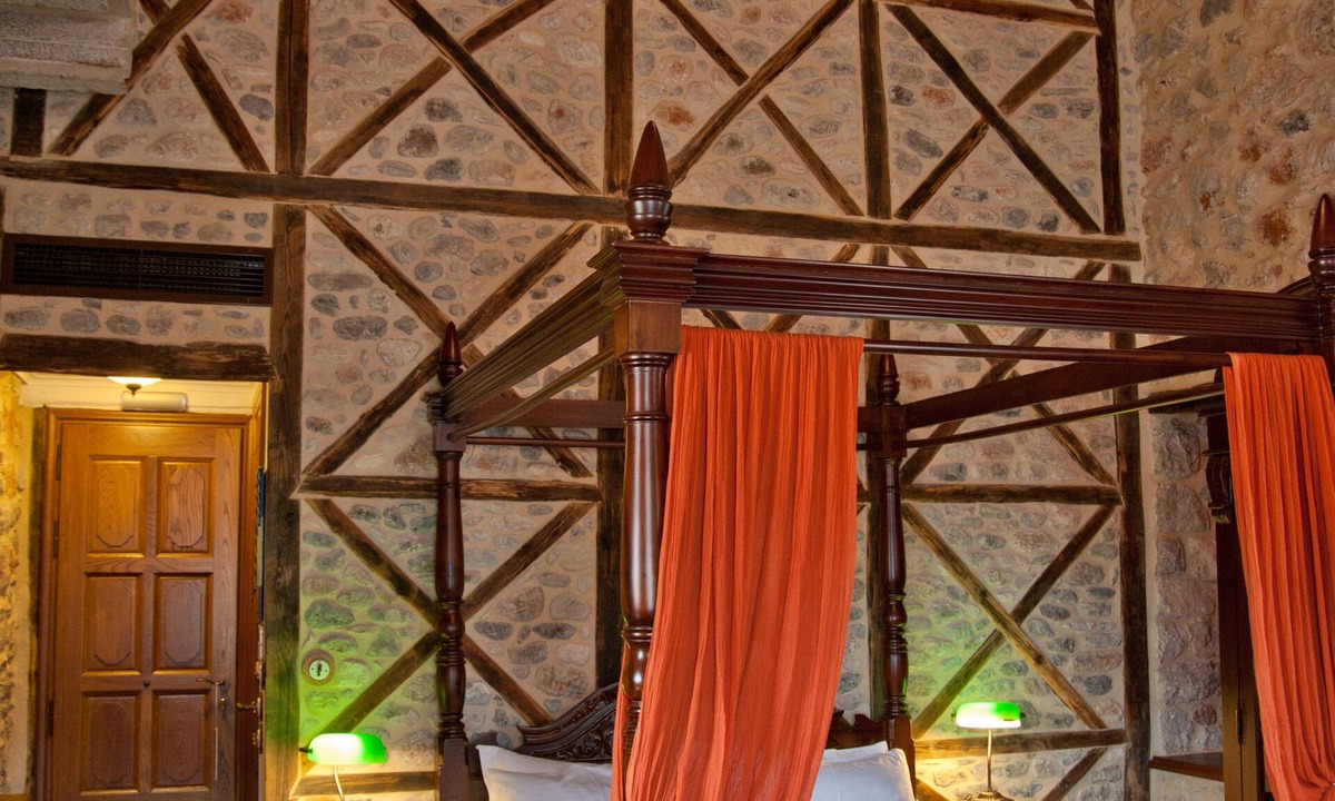 Leonidio Hotel | Archontiko Hatzipanayiotis