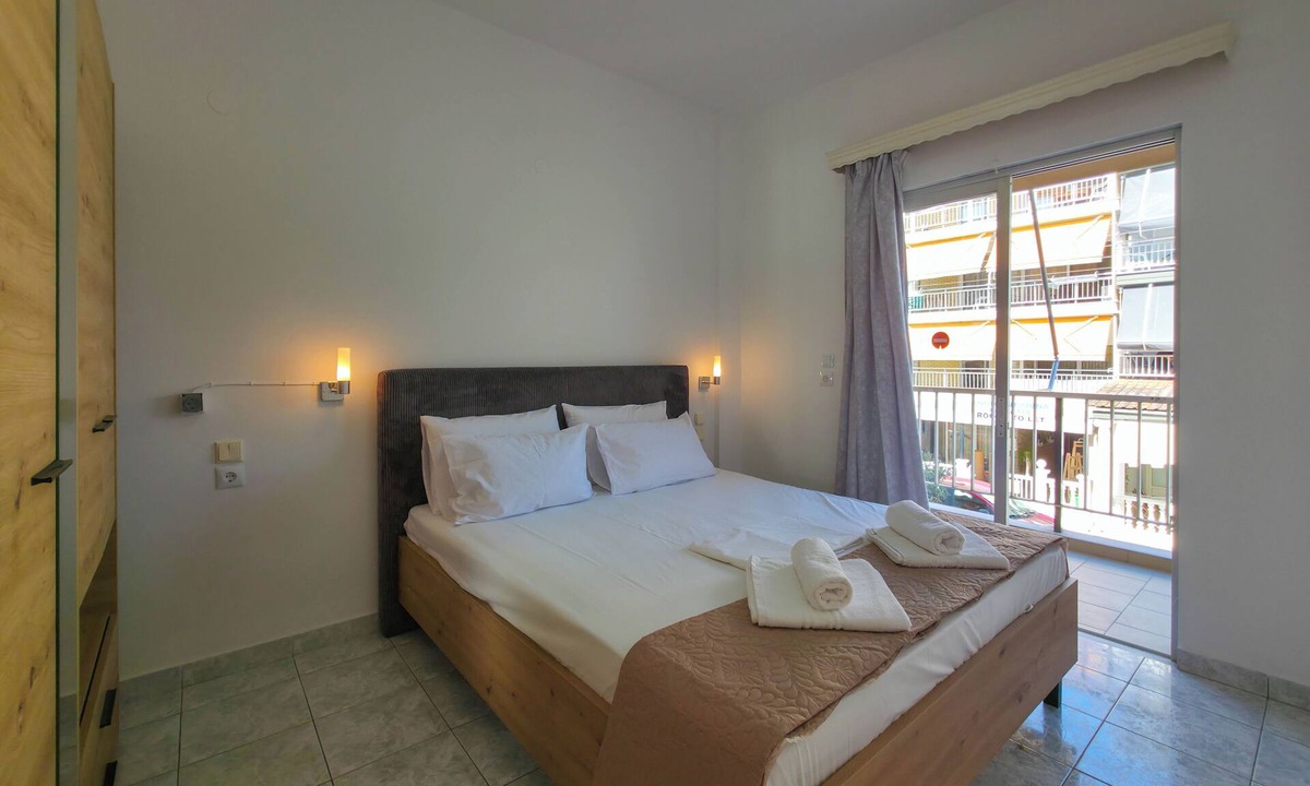 Olymbiaki Akti Apartment | ARETI Deluxe Two - Bedroom Suite n. 101 By SDR