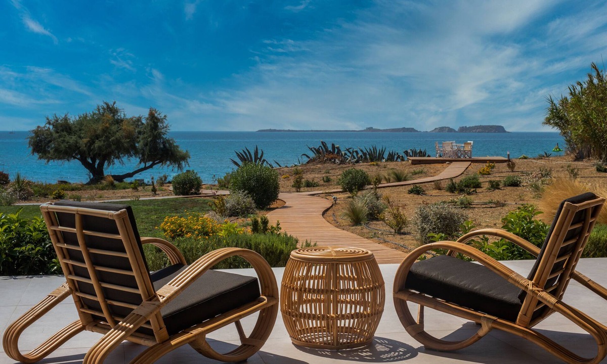 Paliki Villa | Argilos suite - Grand Blue Beach residence