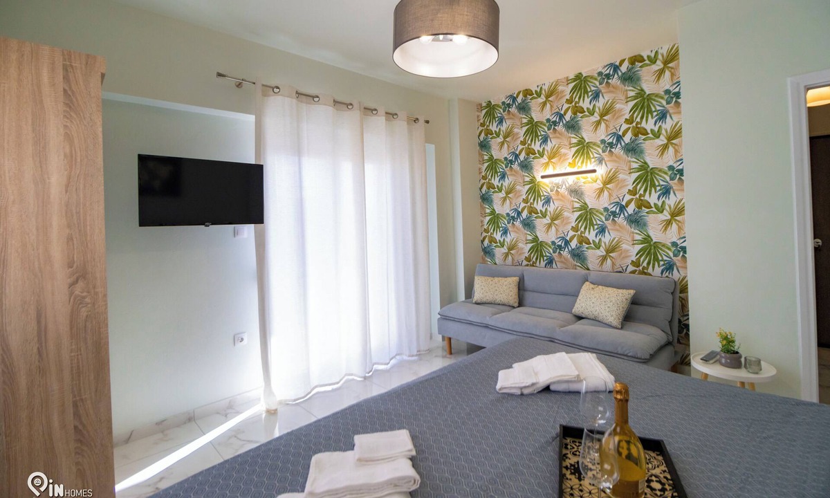Aigaleo Apartment | Ariadne - Elegant & Chic House in Egaleo/Athens