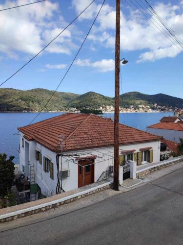 Vathy Apartment | ARITI HOLIDAY APARTMENT