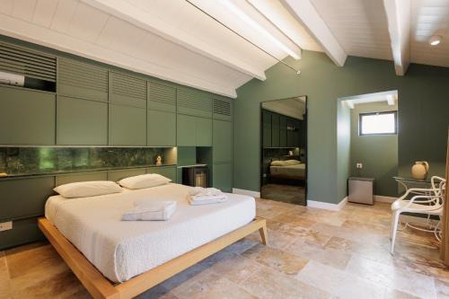 Corfu Town Apartment | Aritis 3