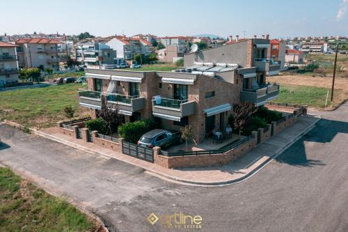 Flogita House | Artline Luxury Suites