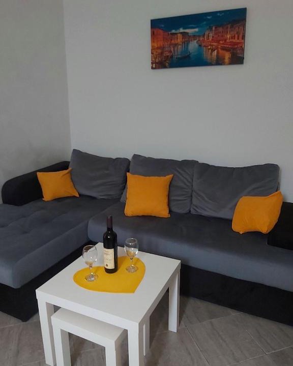 Lazi Apartment | Asja