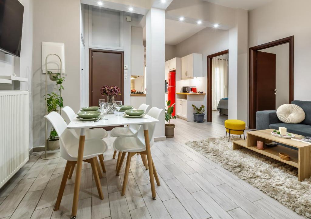 Petralona Apartment | Athenian Petralona Suite near Athens City centre