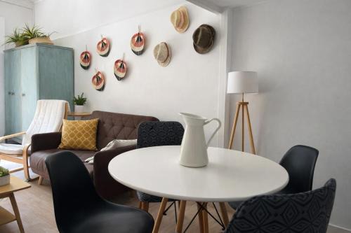 Ampelokipoi Apartment | Athens City Staying