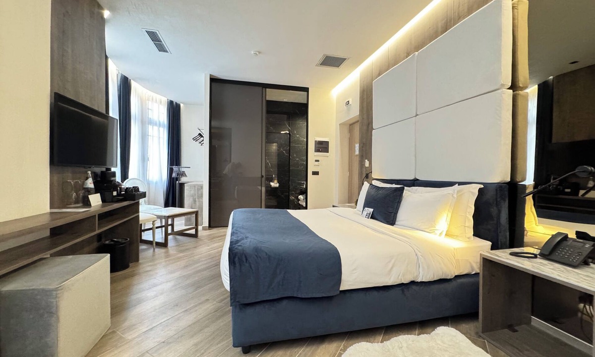 Psirri Hotel | Athens The L7 Str - Luxury Boutique Collection Hotel