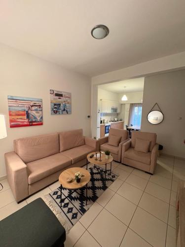 Aigaleo Apartment | Athina’s apartment