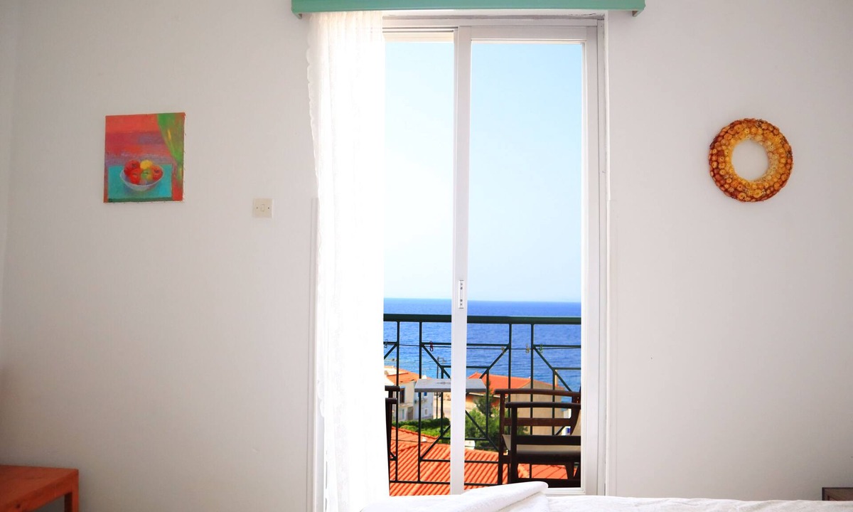Agios Konstantinos Bed & Breakfast | Atlantis Rooms