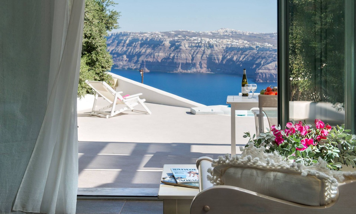 Akrotiri House | Aura Marina Apartments Santorini