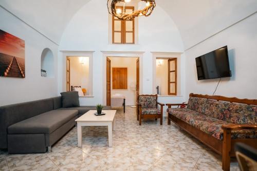 Exo Gonia House | Aura Santorini - The Retreat by ΜΡS