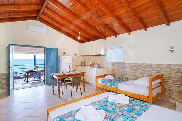 Megalos Prinos Apartment | Avgoustos Beach House