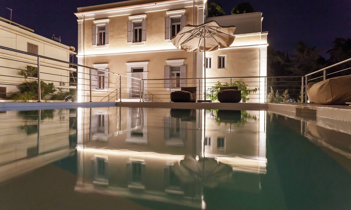Rhodes Old Town Apartment | Aylin Executive Suites- Saray Suite