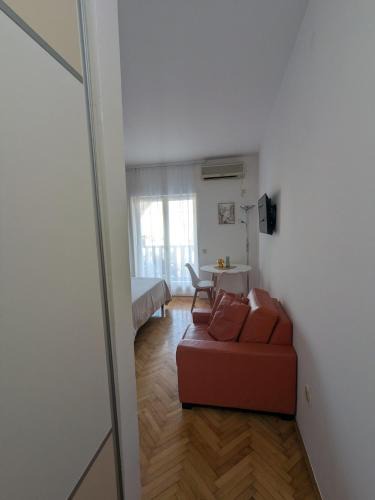 Trebesinj Apartment | Azzurro