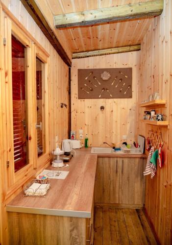 Gastouni House | Barba Thanasi's Outlook