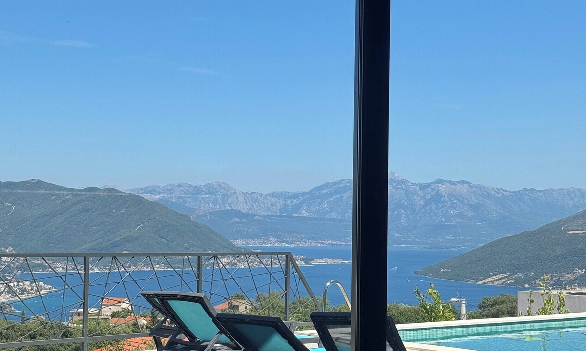 Igalo Apartment | Bay View Village - Villa Eléanore 2