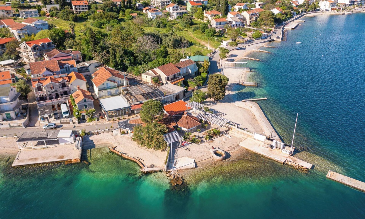 Bijela House | Beach Hotel Max Room 13, Herceg Novi, Montenegro