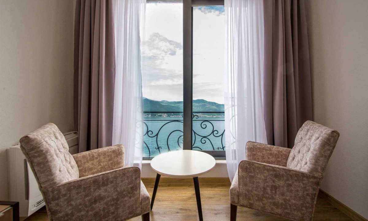 Krasici Villa | Beachfront Villa Krasici