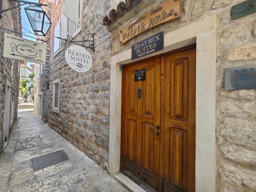 Old Town House | Beatrix Suites