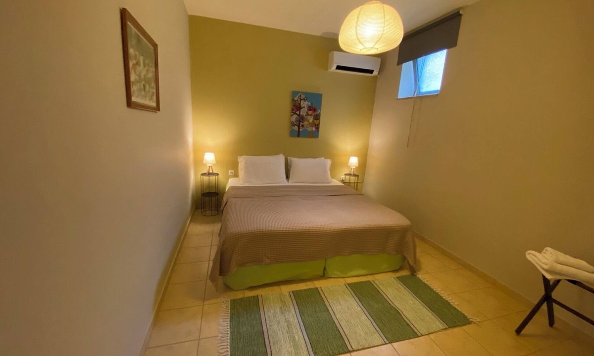 Lefktron Apartment | Beautiful Basement Apartment with Private Terrace