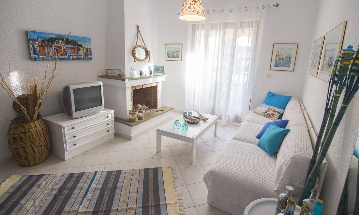 Siviri House | Beautiful Summer House Few Metres From The Sea