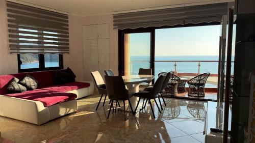 Bar Apartment | Bella Costa Lux