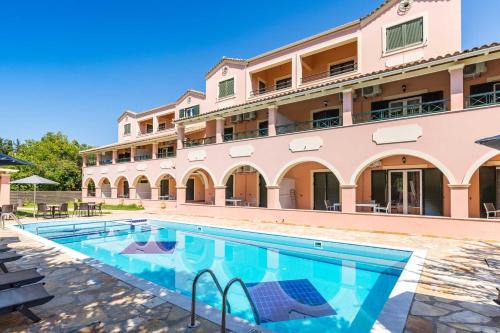 Ipsos Apartment | BELLA De LUX APTS