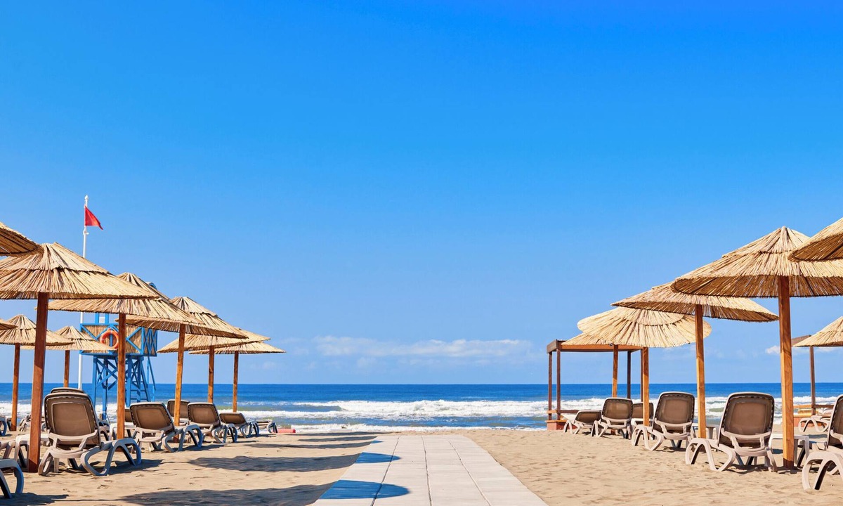 Ulcinj Hotel | Better Choice for your Vacation! 2BR Suite w/Balcony, Outdoor Pools, Beachfront