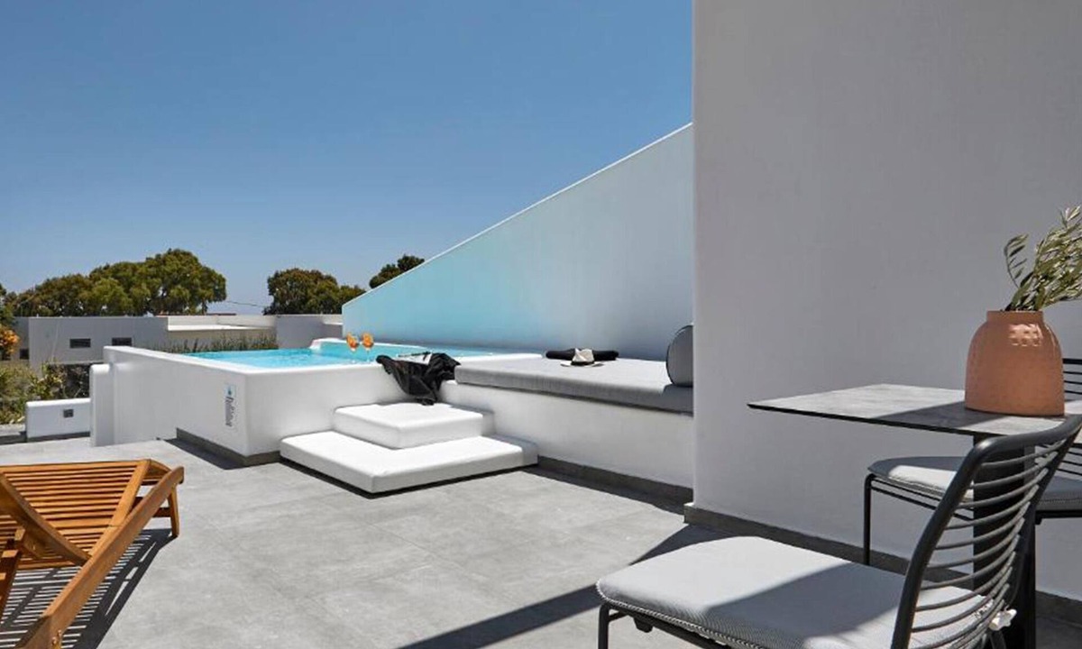 Messaria Apartment | BH388 - C - Suite Santorini