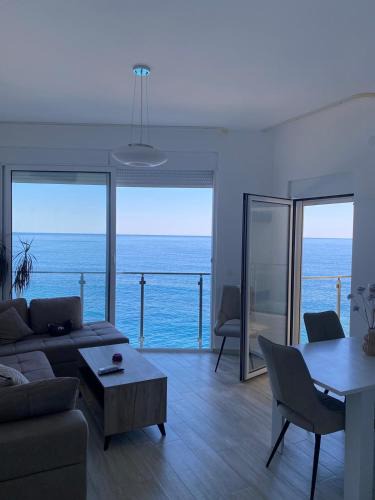 Dobra Voda Apartment | Biser mora