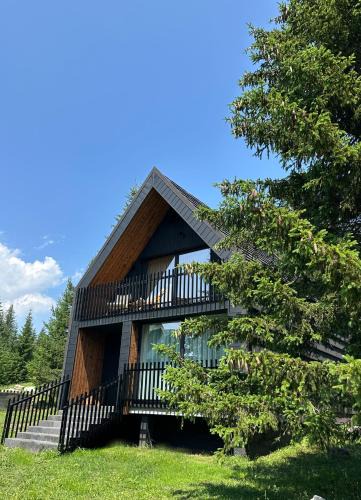 Zabljak Ski Chalet | Black Chalet