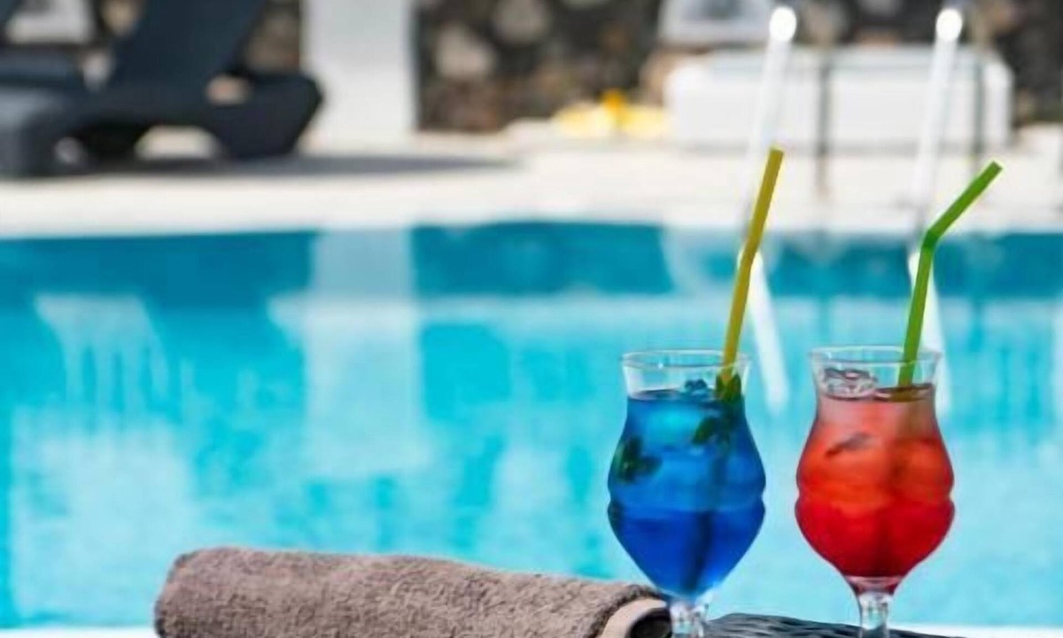 Perivolos Hotel | Black Coast Hotel Santorini