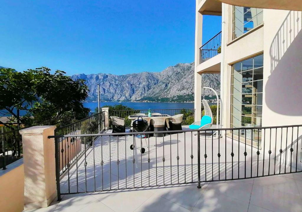 Prcanj Apartment | Blue Bay 2 bedroom apartment
