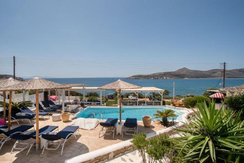 Antiparos Apartment | Blue Dolphin Antiparos View Suite