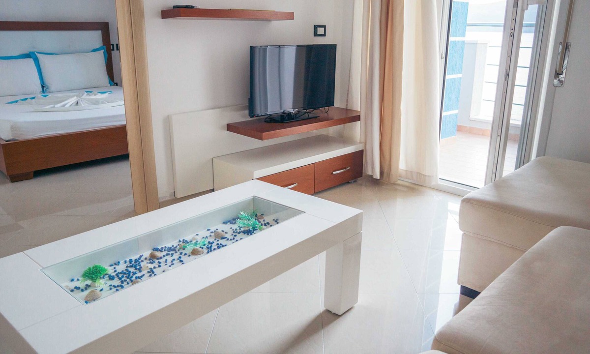 Orikum Hotel | Blue Paradise