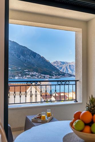 Dobrota Apartment | Boka View Luxury Suite - With free Garage Parking